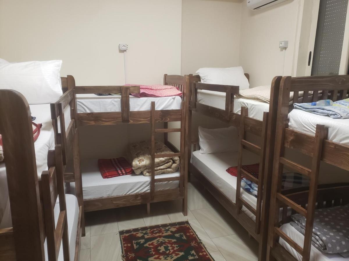 Hostel Oakland تيرانا المظهر الخارجي الصورة