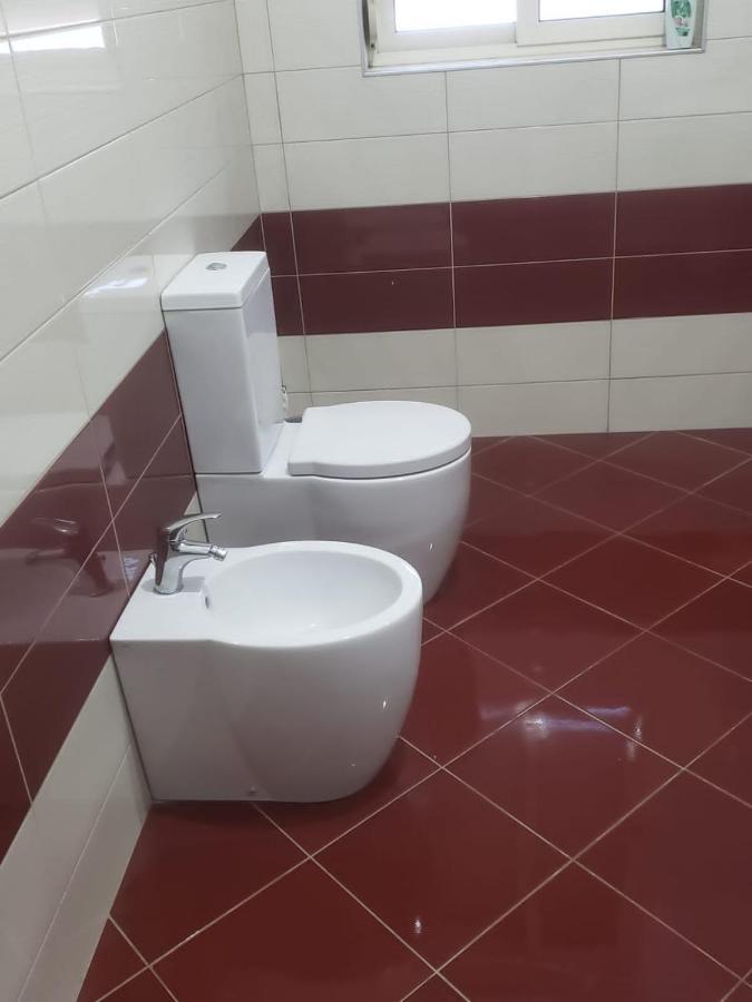 Hostel Oakland تيرانا المظهر الخارجي الصورة
